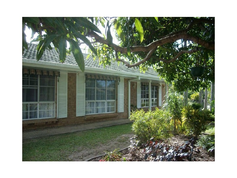 1 Brook Court, Nerang QLD 4211