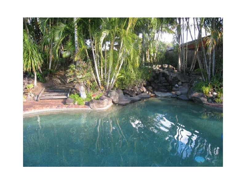 35 Koola Drive, Nerang QLD 4211