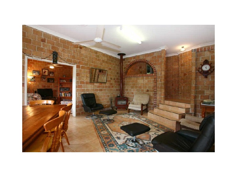 10 Lords Avenue, Mount Nathan QLD 4211