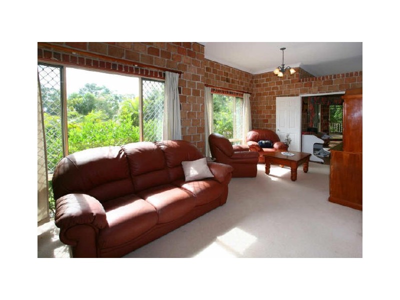 10 Lords Avenue, Mount Nathan QLD 4211