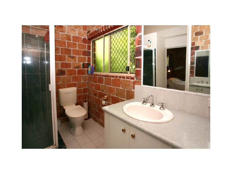 10 Lords Avenue, Mount Nathan QLD 4211