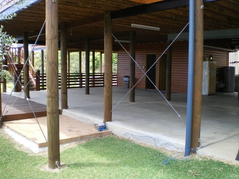 8 Nightingale Court, Highland Park QLD 4211