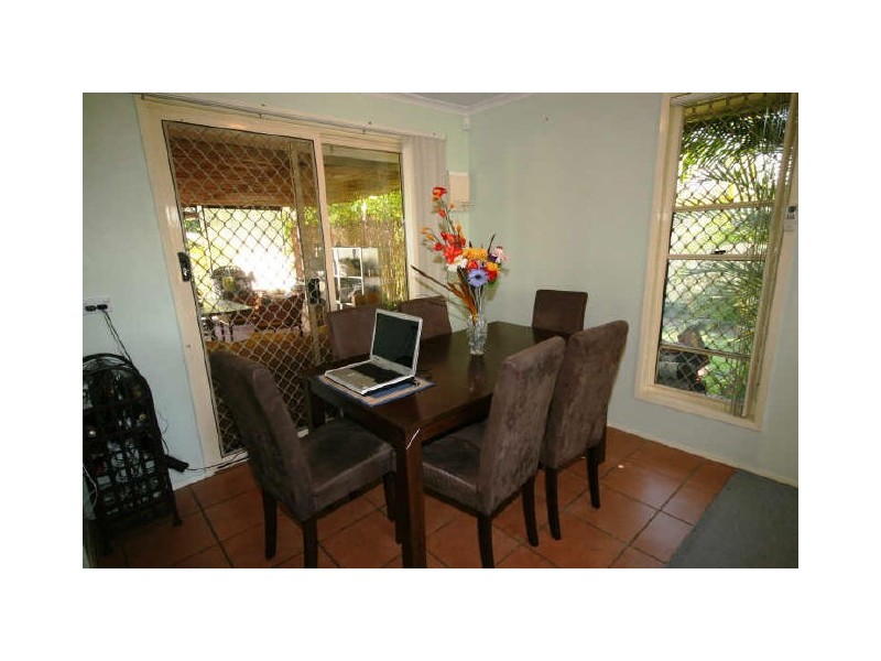 3 Issell Place, Highland Park QLD 4211