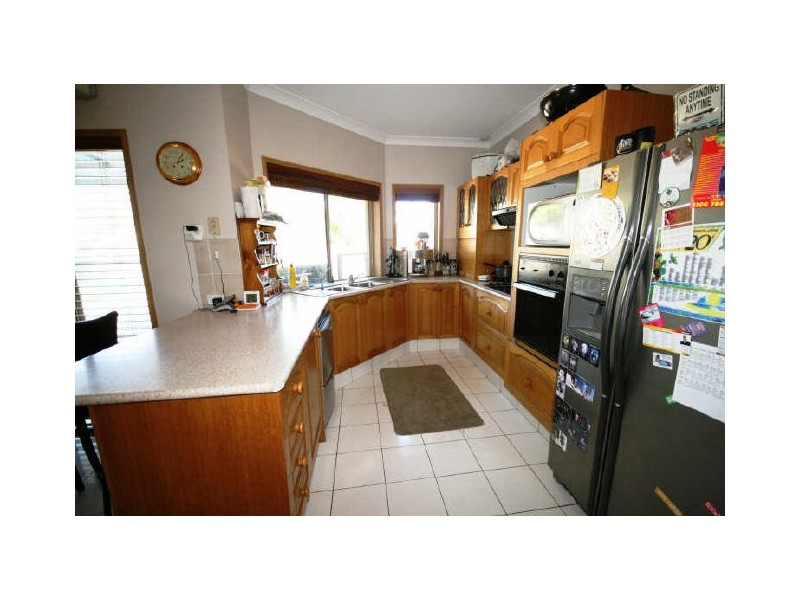 2 Rona Court, Merrimac QLD 4226