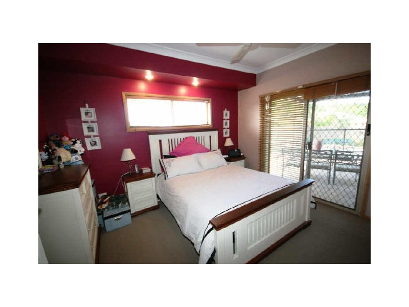 2 Rona Court, Merrimac QLD 4226