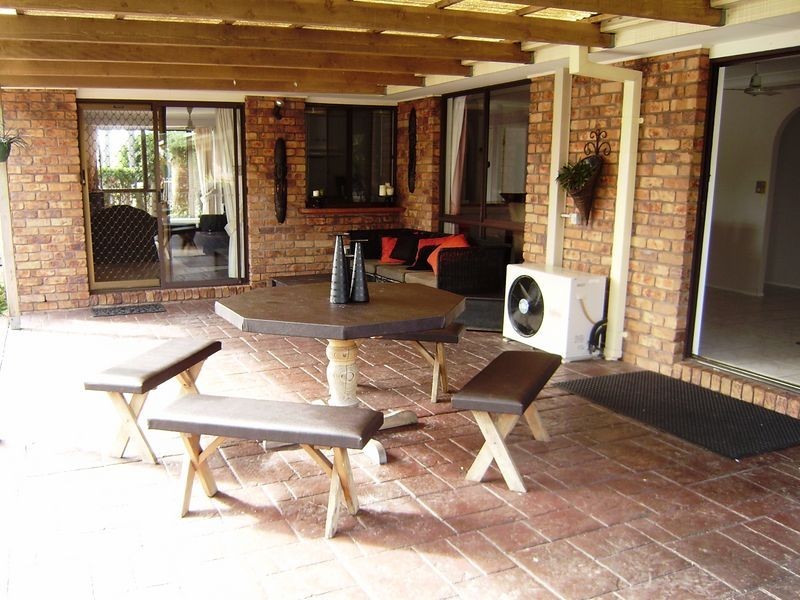 11 Burcott Court, Carrara QLD 4211