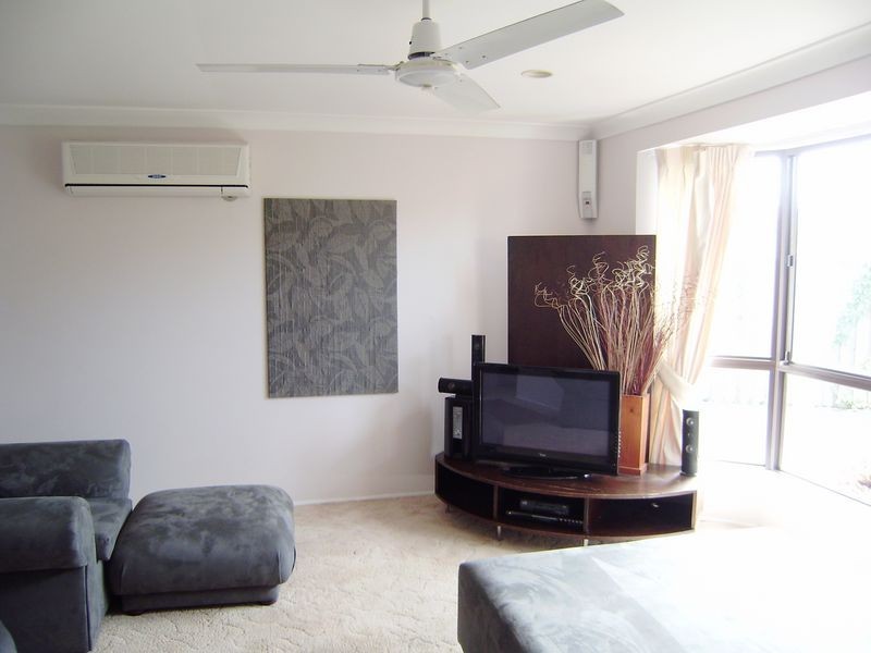 11 Burcott Court, Carrara QLD 4211