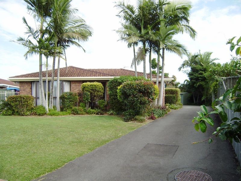 11 Burcott Court, Carrara QLD 4211