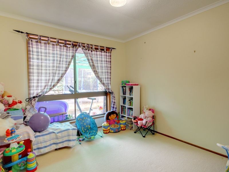 28 Pappas Way, Carrara QLD 4211
