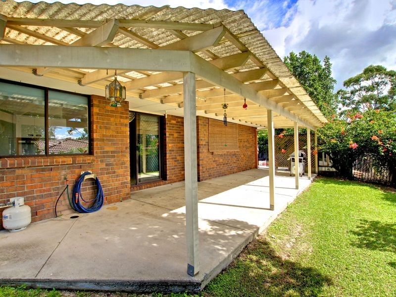 2 Issell Place, Highland Park QLD 4211