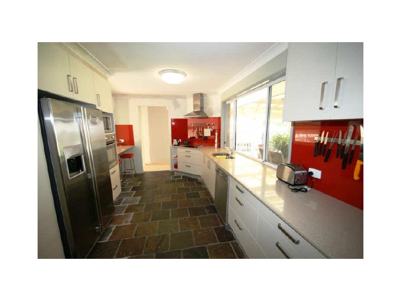 26 Kincaid Drive, Highland Park QLD 4211