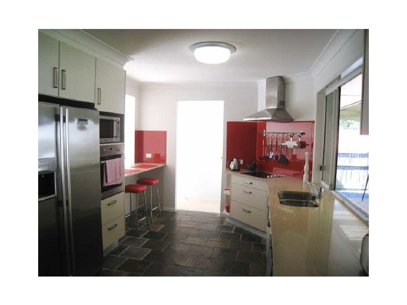 26 Kincaid Drive, Highland Park QLD 4211