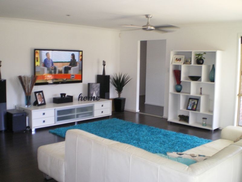 2 Aberdeen Court, Highland Park QLD 4211