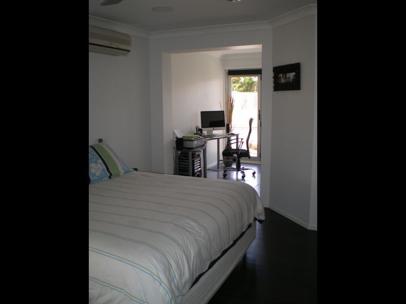 2 Aberdeen Court, Highland Park QLD 4211