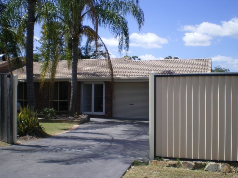 2 Aberdeen Court, Highland Park QLD 4211