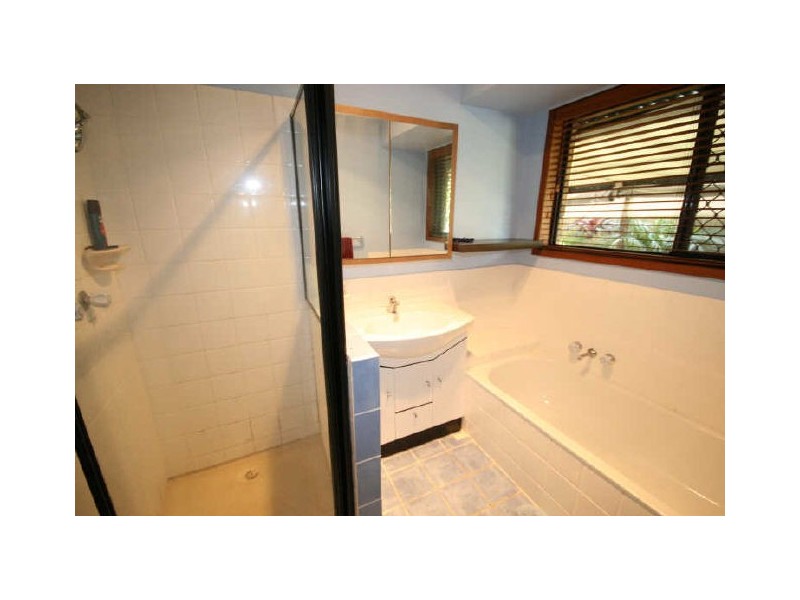 1/45 Alexander Drive, Highland Park QLD 4211