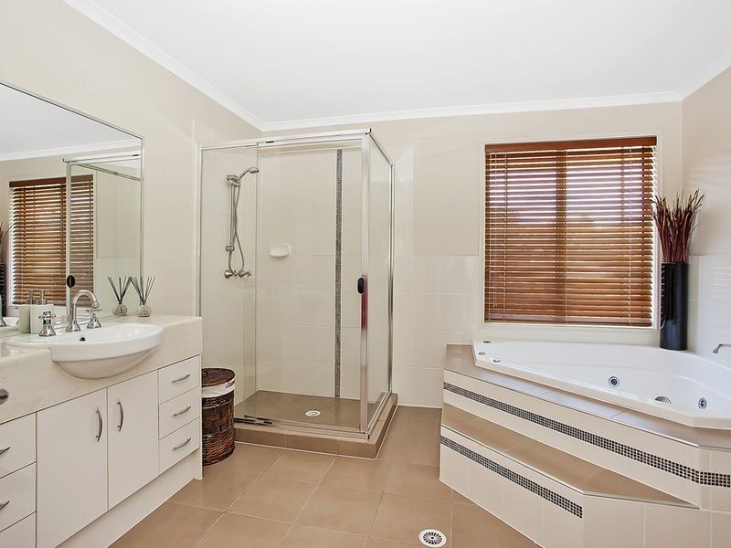 5 Creek Flat Road, Mount Nathan QLD 4211