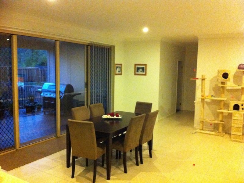 10 Wright Court, Upper Coomera QLD 4209