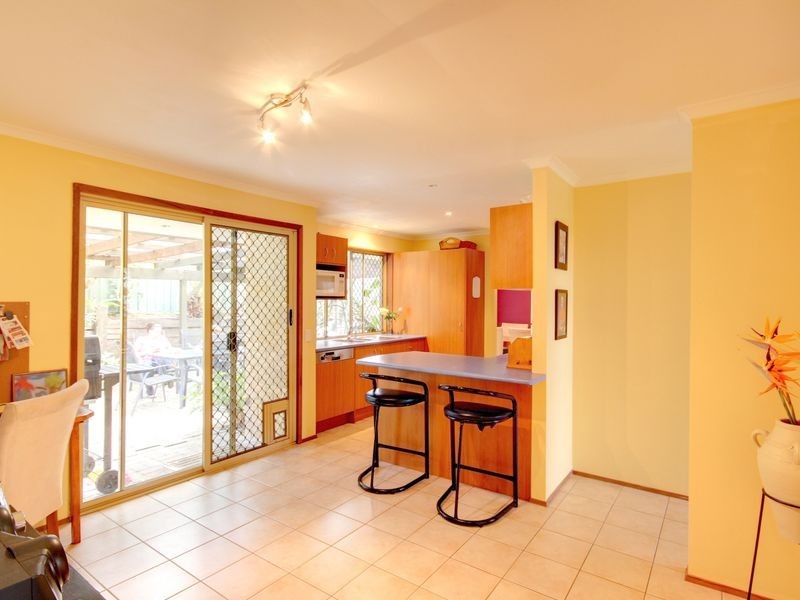 2 Marimar Place, Highland Park QLD 4211