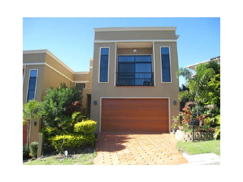 5B Rivage Place, Highland Park QLD 4211