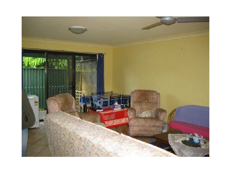 2 Banksia/67 Nerang Street, Nerang QLD 4211