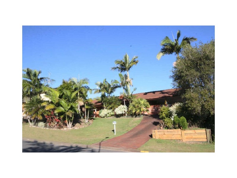 6 Barrine Drive, Worongary QLD 4213