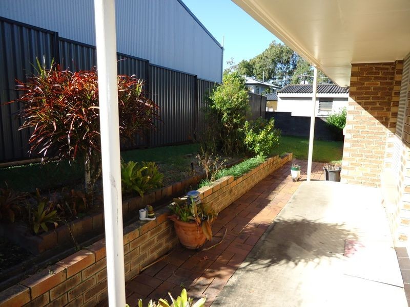 9 Tudor Place, Biggera Waters QLD 4216