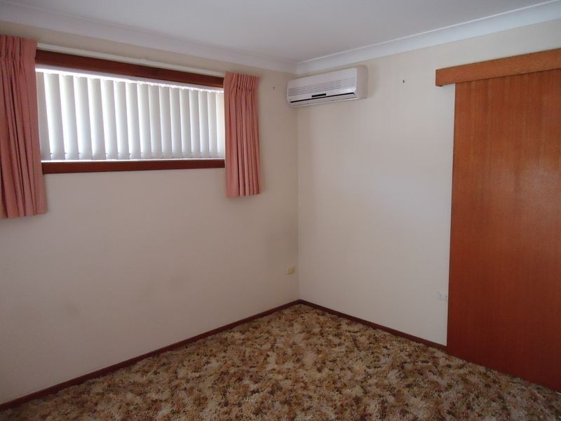 9 Tudor Place, Biggera Waters QLD 4216