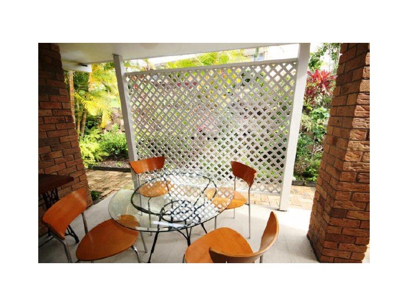 90/33 Edmund Rice Drive, Southport QLD 4215