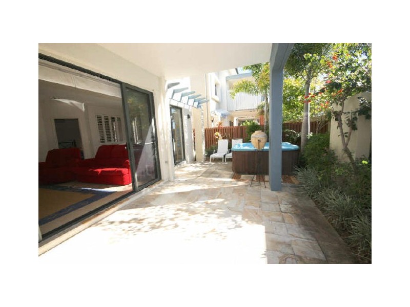 1005/1 The Cove Crescent, Carrara QLD 4211