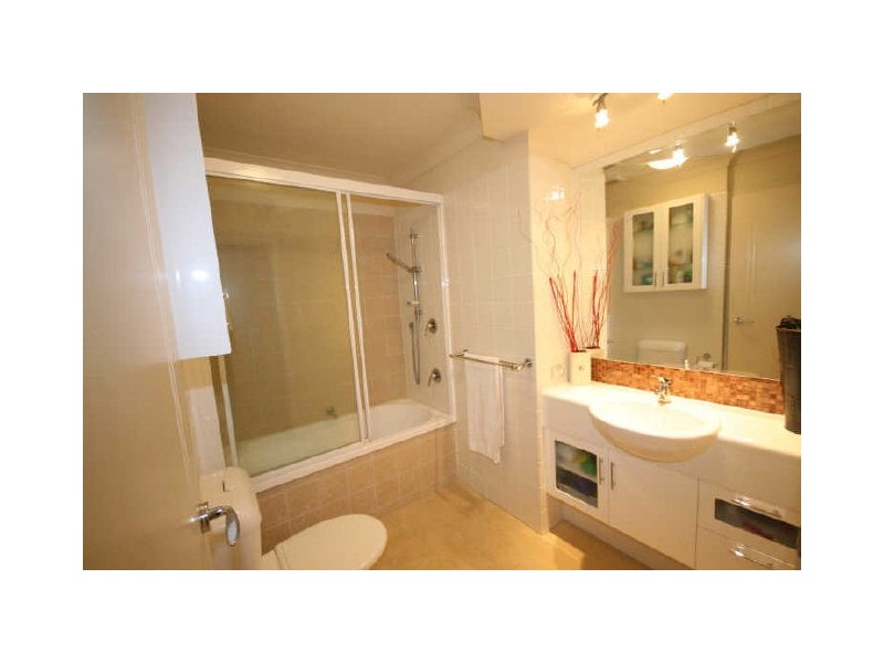 1005/1 The Cove Crescent, Carrara QLD 4211