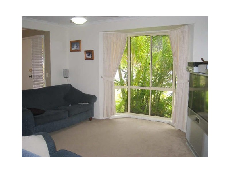 5 MacDougall Street, Highland Park QLD 4211