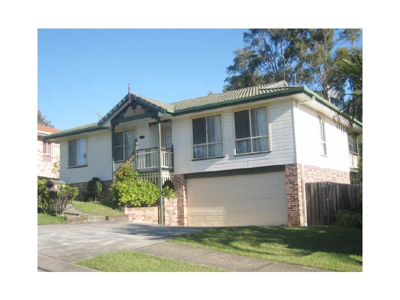 174 Alexander Drive, Highland Park QLD 4211