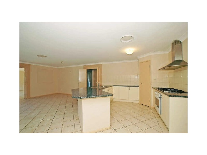 7 Lillywood Circuit, Molendinar QLD 4214