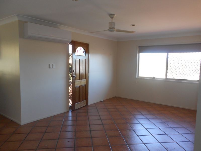 2/72 Paddington Drive, Carrara QLD 4211