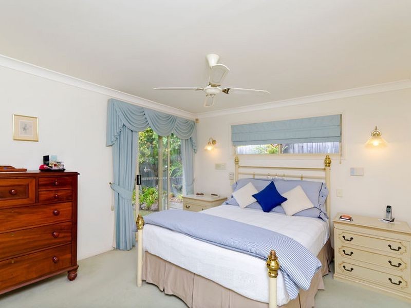 8 Bellavista Close, Highland Park QLD 4211