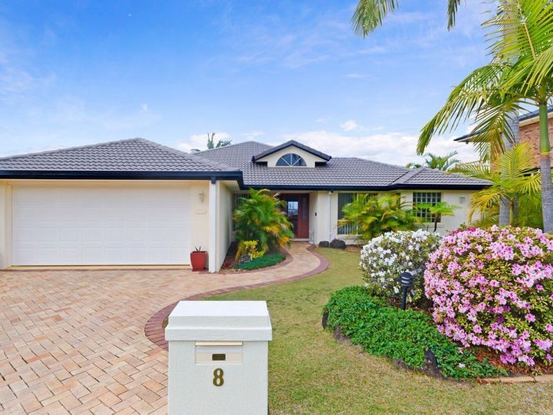 8 Bellavista Close, Highland Park QLD 4211