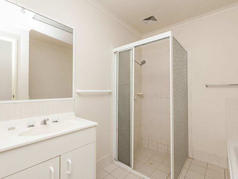 10/5 Keats Place, Nerang QLD 4211
