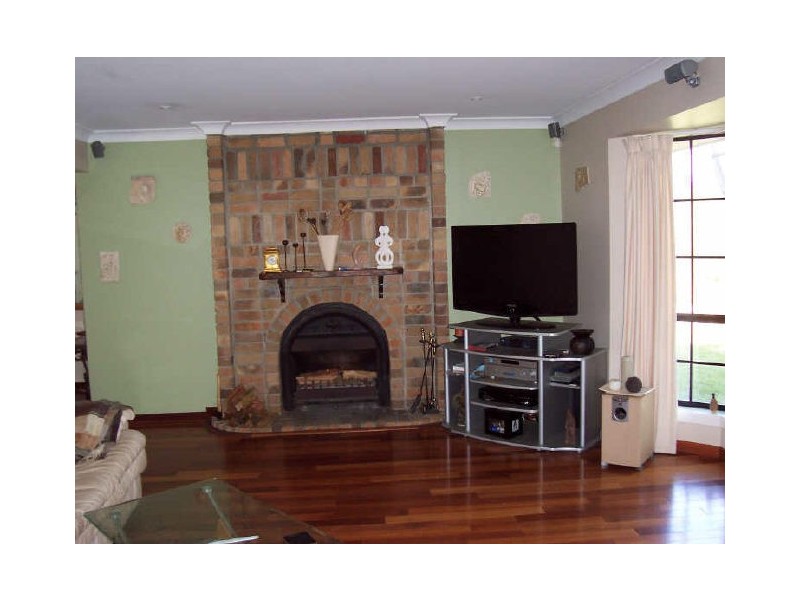 65 Birdlife Court, Nerang QLD 4211