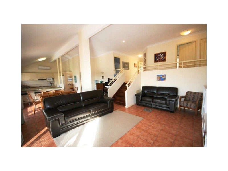 69 Paddington Drive, Carrara QLD 4211