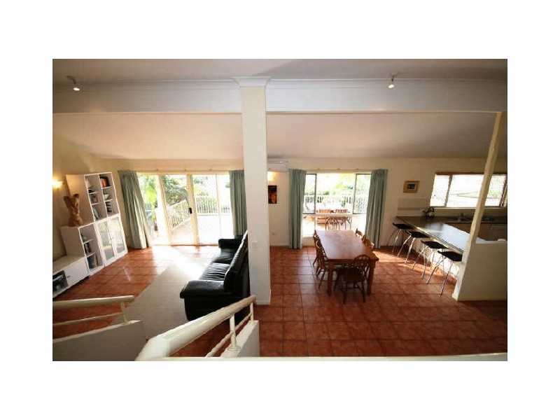 69 Paddington Drive, Carrara QLD 4211