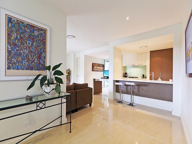219 Crane Crescent, Nerang QLD 4211