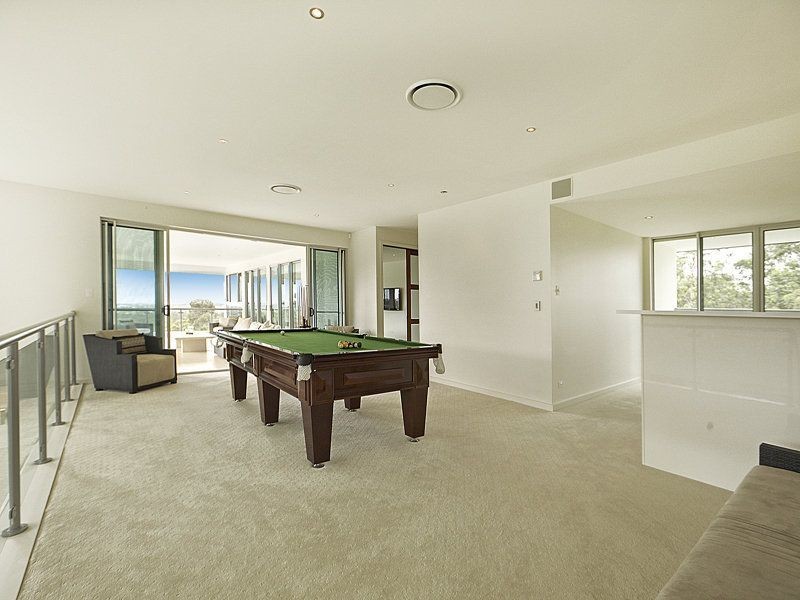 219 Crane Crescent, Nerang QLD 4211