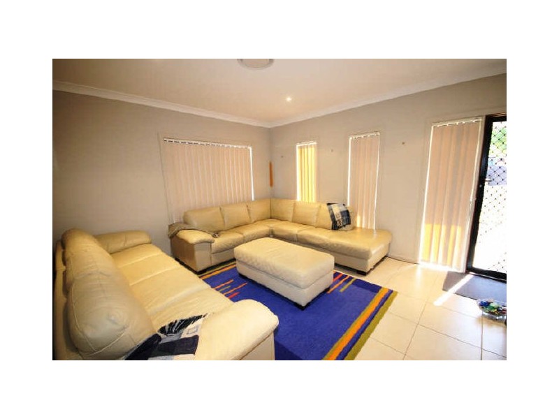 2/23 Kelsey Circuit, Nerang QLD 4211