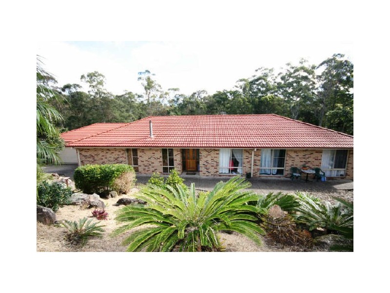 4 Sabina Park Court, Mount Nathan QLD 4211