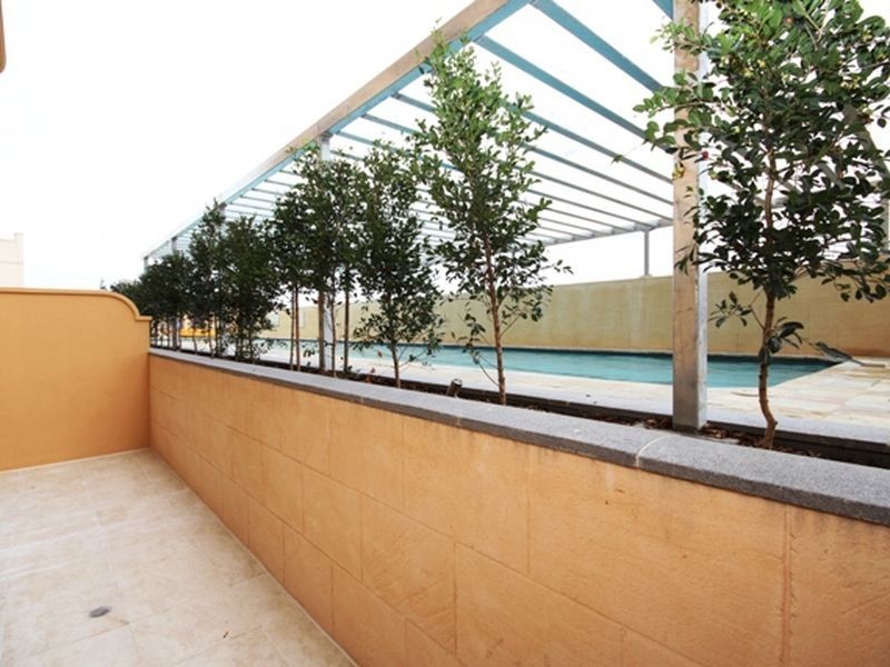 3023 The Boulevard Emerald Lakes, Carrara QLD 4211