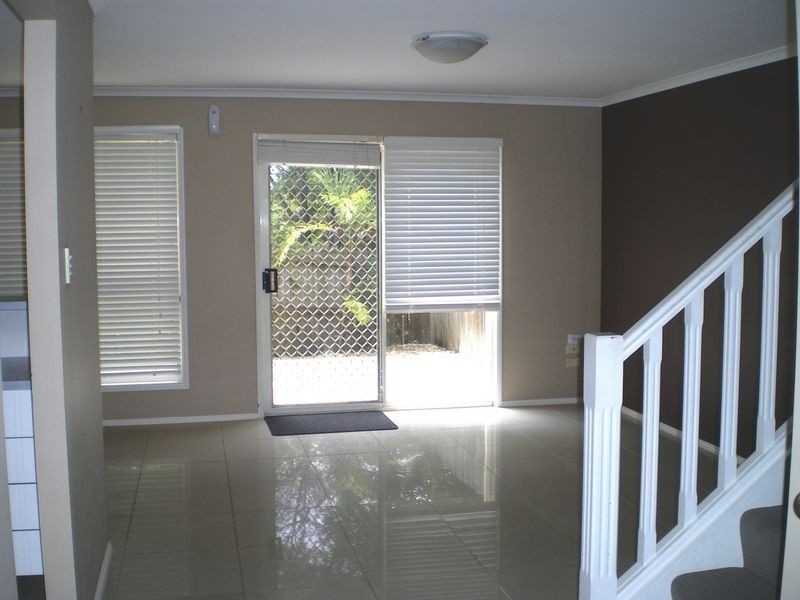 60/102 Alexander Drive, Highland Park QLD 4211