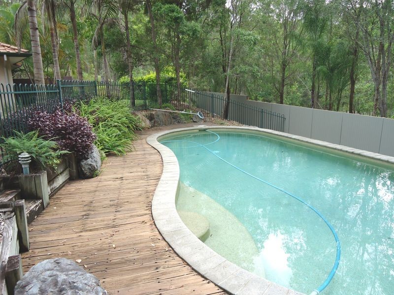 200 Crane Crescent, Nerang QLD 4211