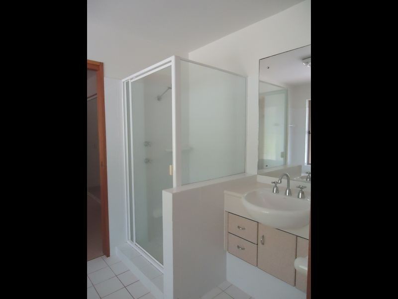 200 Crane Crescent, Nerang QLD 4211