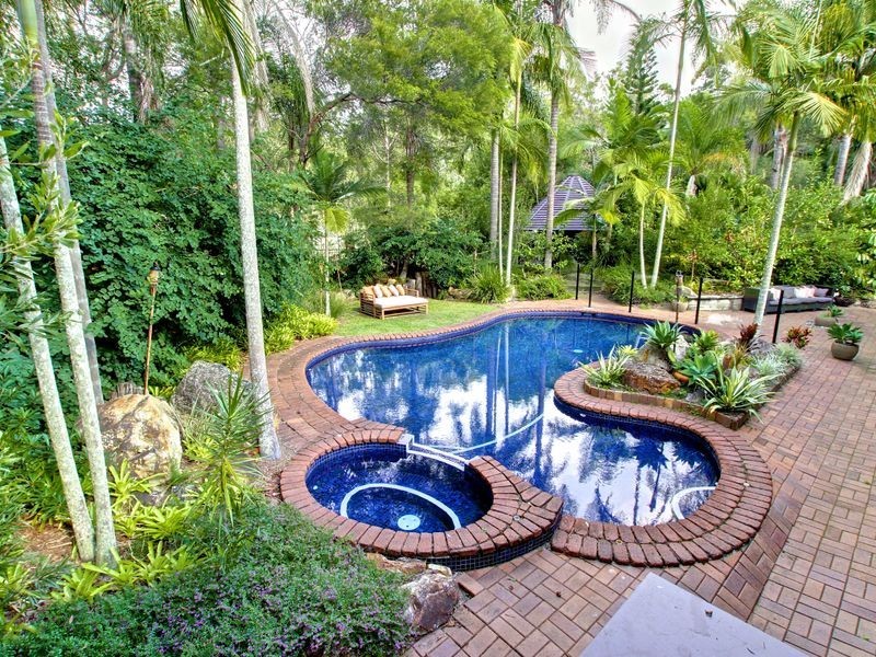 17 Kupara Street, Nerang QLD 4211